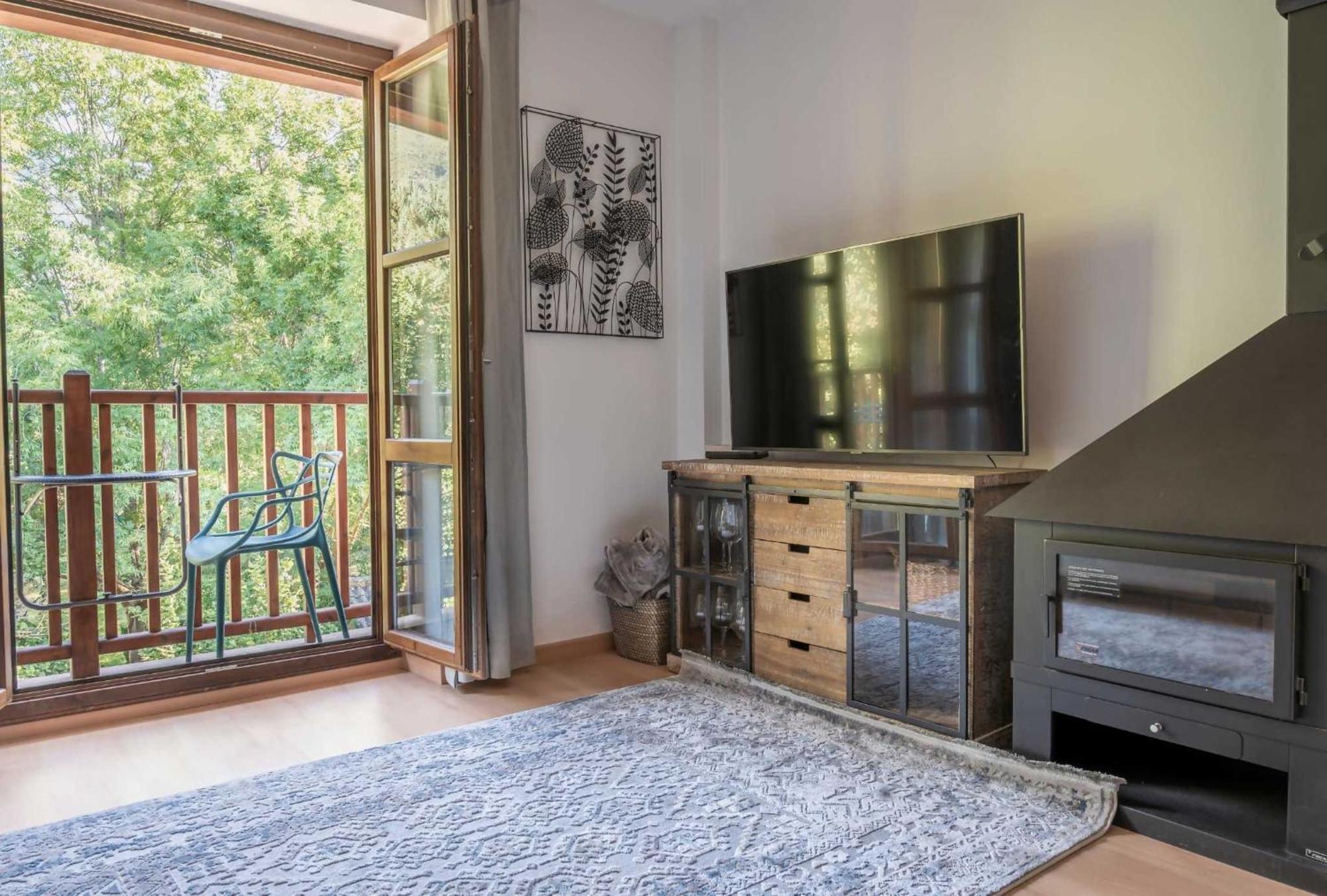 Loira Casa Sanchines Duplex De Lujo En Benasque Apartment Exterior foto