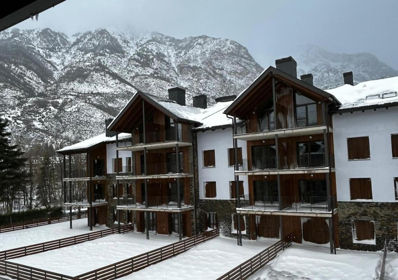 Loira Casa Sanchines Duplex De Lujo En Benasque Apartment Exterior foto